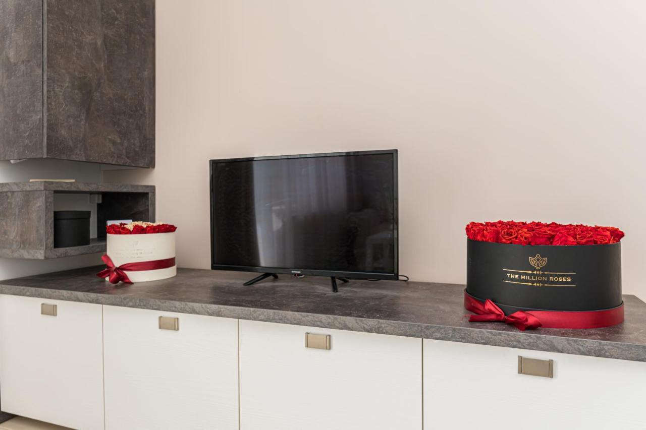 Apartament Belles Roses Brasov Apartment Bagian luar foto